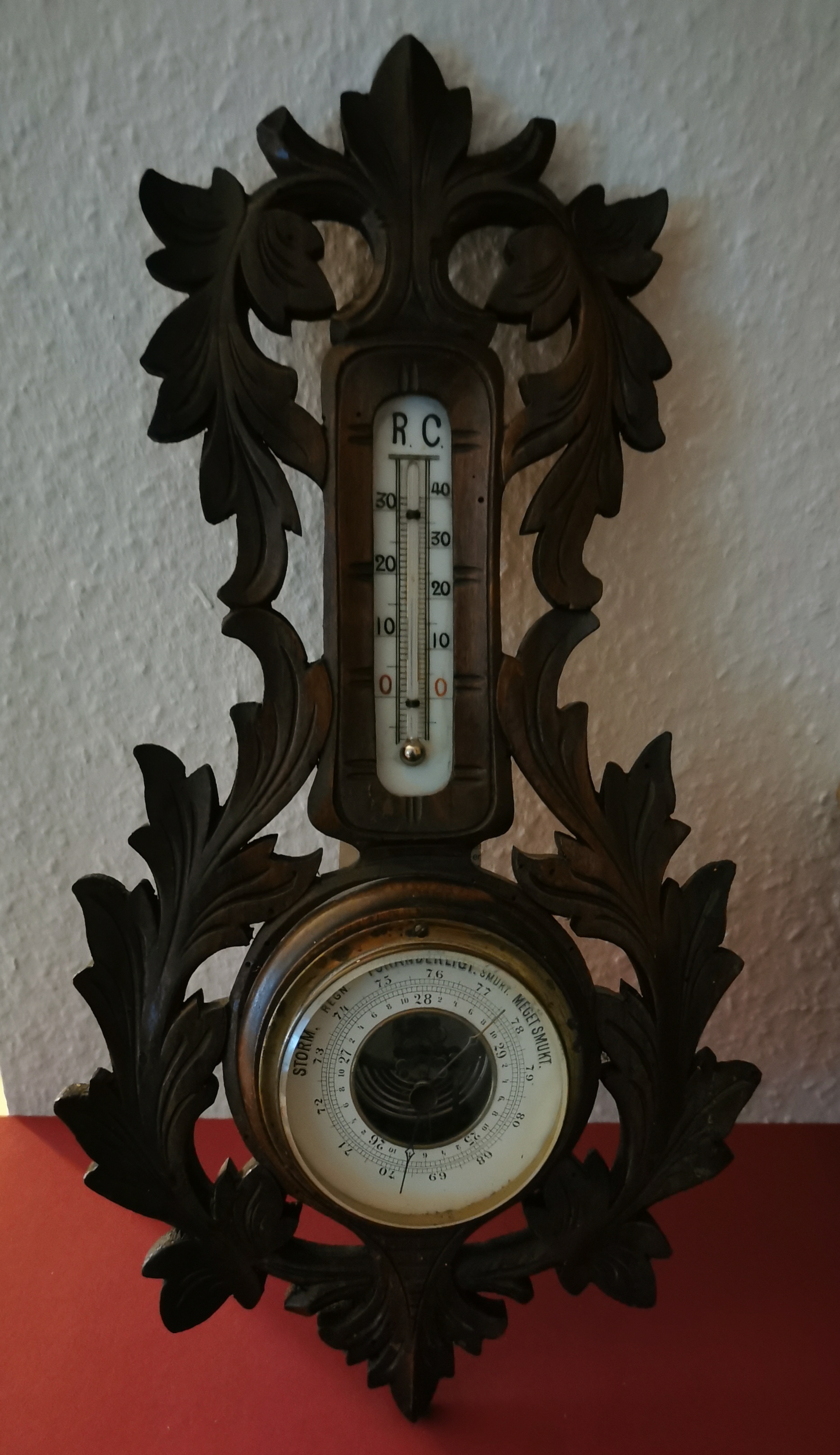 Gammel vejrbarometer